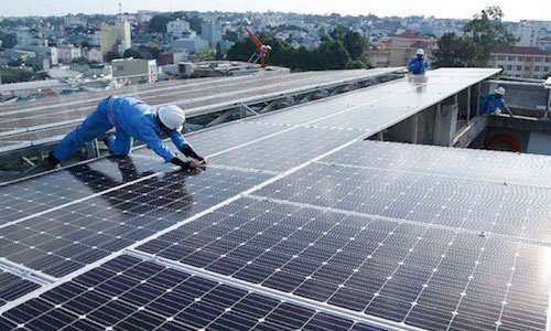 Chủ đầu tư Nhà máy điện mặt trời Trung Nam - Thuận Nam báo lỗ gần 600 tỷ đồng 1 Chủ đầu tư Nhà máy điện mặt trời Trung Nam – Thuận Nam báo lỗ gần 600 tỷ đồng